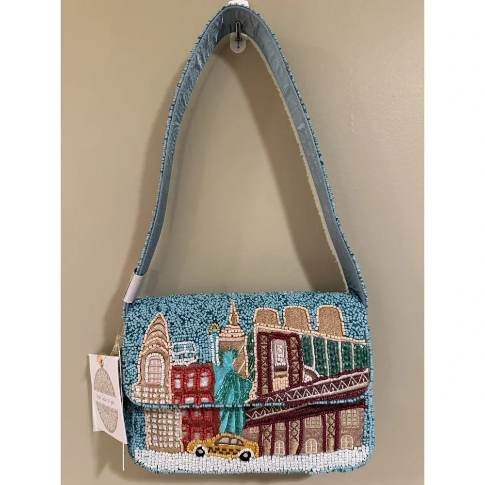 NWT New York City Beaded Shoulder Bag Flap Handbag NYC Skyline Statue of Liberty